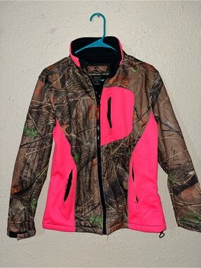 Women's Camo Utility Jacket with Pink Accents